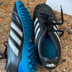 6 1/2 men’s indoor soccer adidas turf shoes